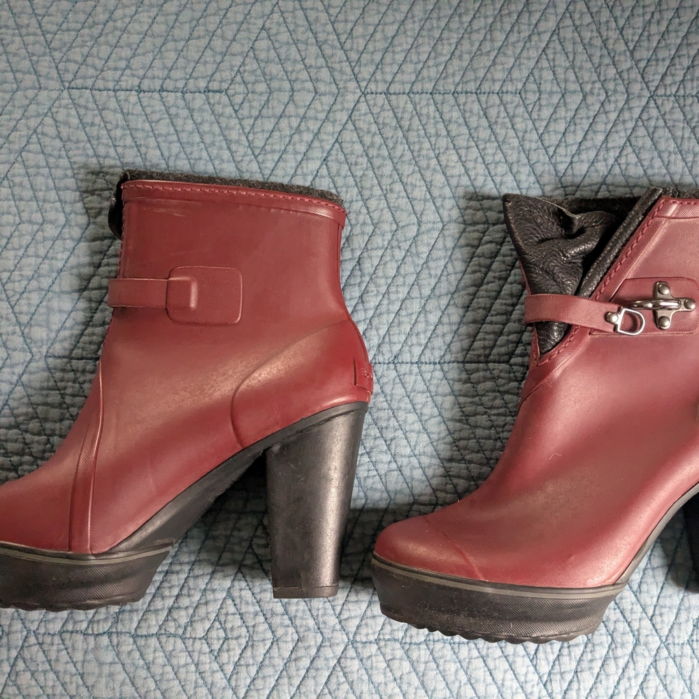 Sorel Women's Red Heeled Boots